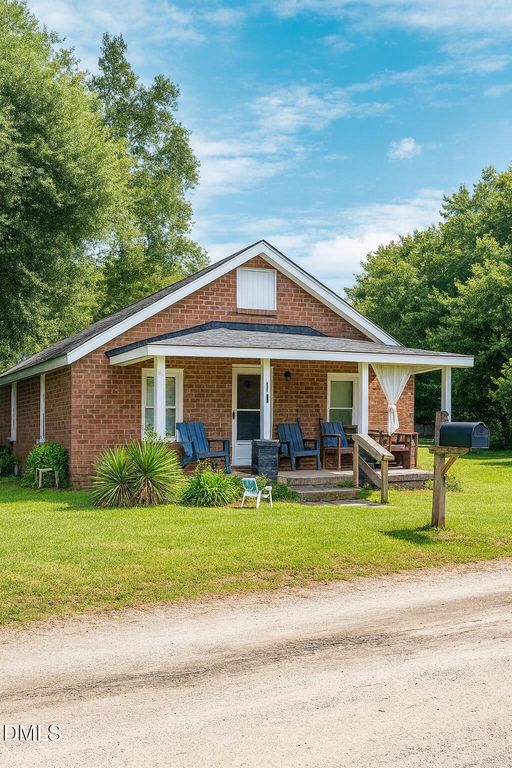 1300 Railroad Street, Henderson, NC 27536