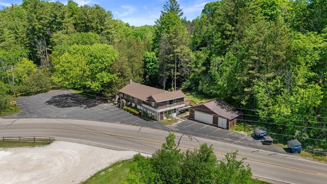 1380 Friess Lake ROAD, Hubertus, WI 53033
