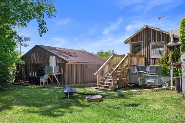 1380 Friess Lake ROAD, Hubertus, WI 53033