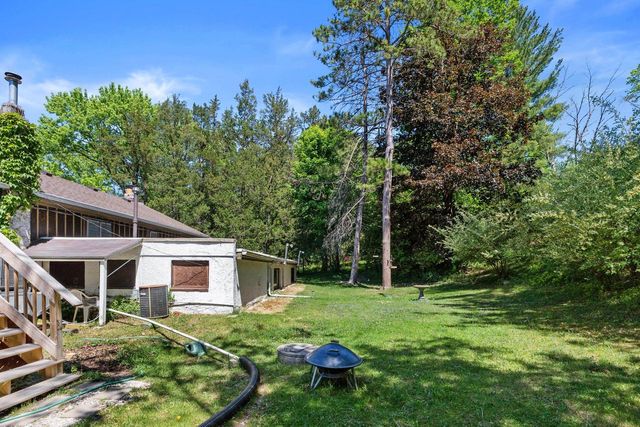 1380 Friess Lake ROAD, Hubertus, WI 53033