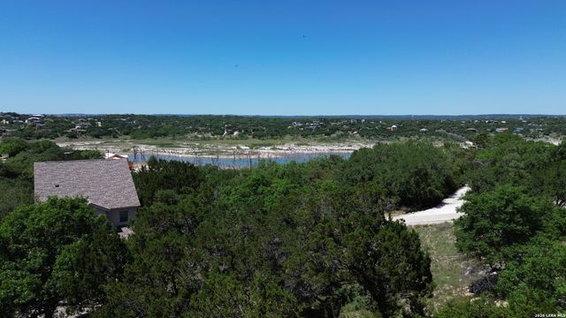 1352 STARDUST DR, Canyon Lake, TX 78133