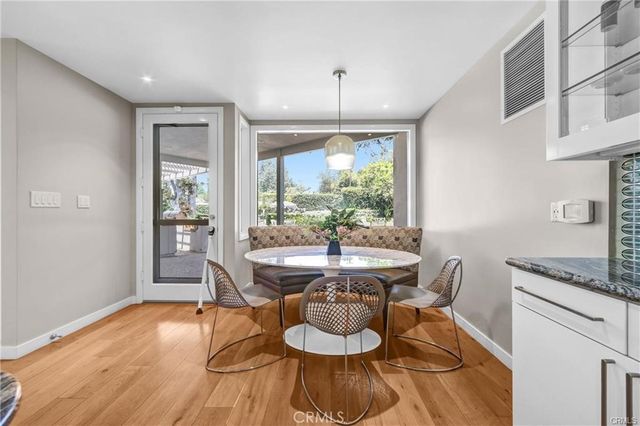 935 Hillcrest, Pasadena, CA 91106