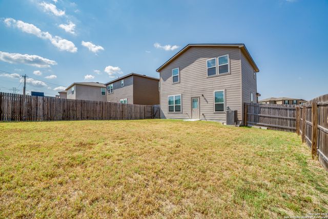 10215 Braunig, San Antonio, TX 78252