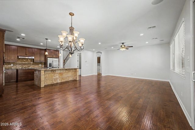 2559 E PENEDES Drive, Gilbert, AZ 85298