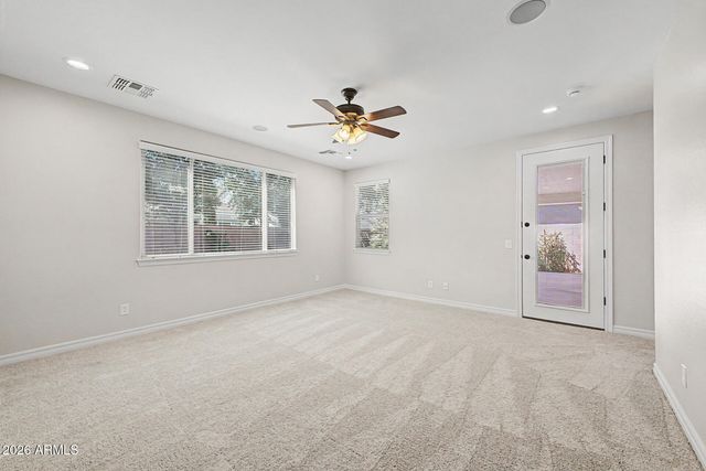 2559 E PENEDES Drive, Gilbert, AZ 85298