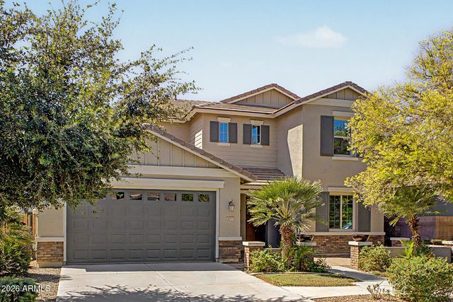 2559 E PENEDES Drive, Gilbert, AZ 85298