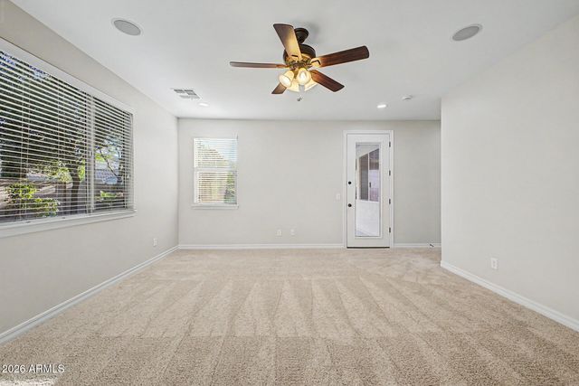 2559 E PENEDES Drive, Gilbert, AZ 85298