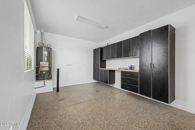 2559 E PENEDES Drive, Gilbert, AZ 85298