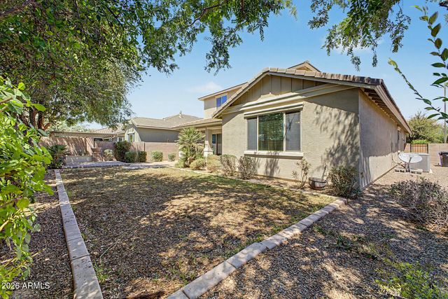 2559 E PENEDES Drive, Gilbert, AZ 85298