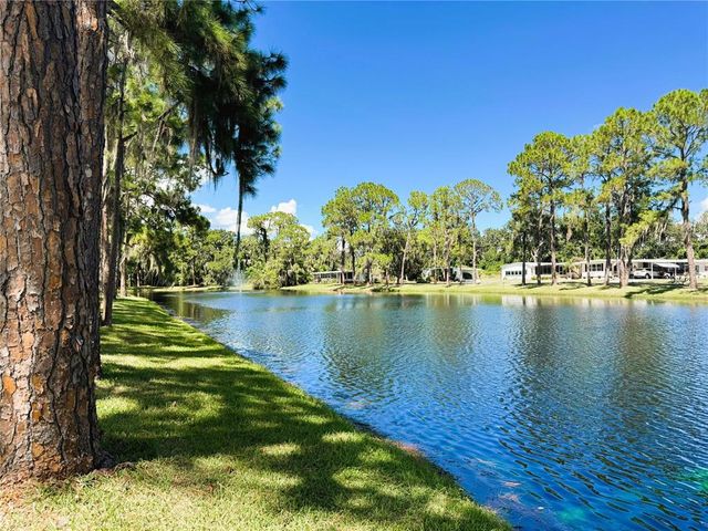 107 VALENCIA COVE, Leesburg, FL 34748
