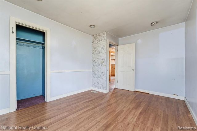 15340 Drysdale Street, Southgate, MI 48195