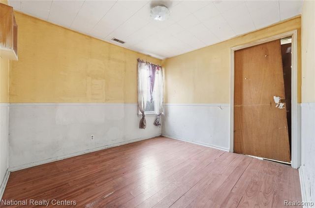 15340 Drysdale Street, Southgate, MI 48195