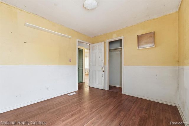 15340 Drysdale Street, Southgate, MI 48195