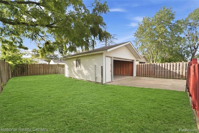 15340 Drysdale Street, Southgate, MI 48195
