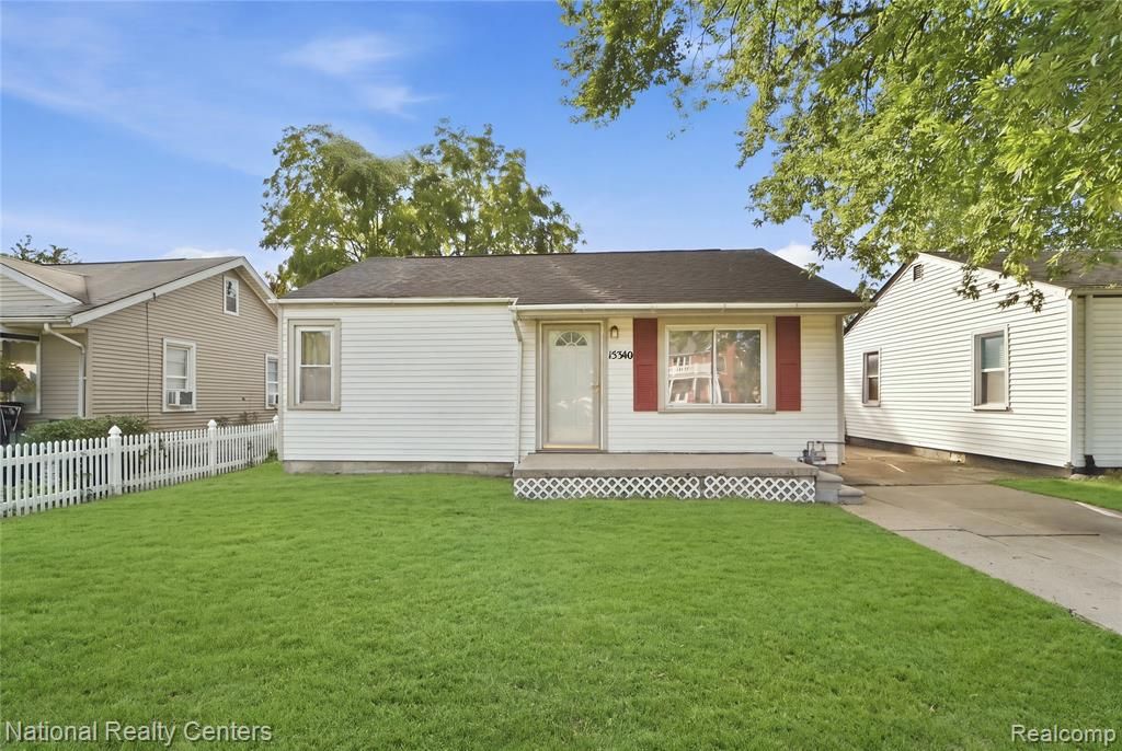 15340 Drysdale Street, Southgate, MI 48195
