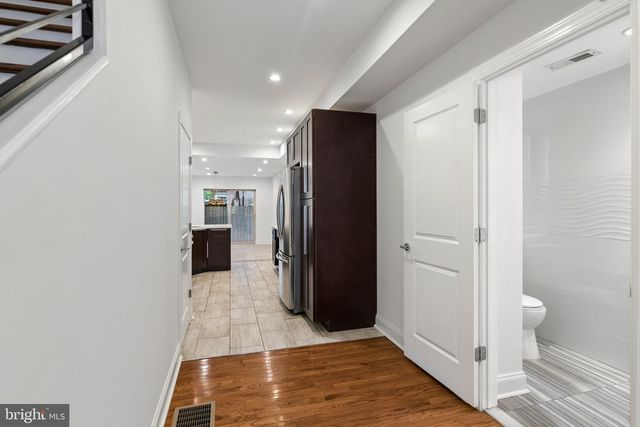 1818 S 4TH ST, Philadelphia, PA 19148