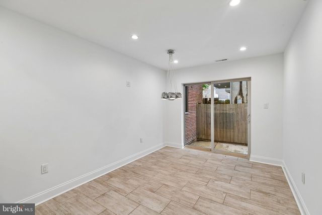 1818 S 4TH ST, Philadelphia, PA 19148