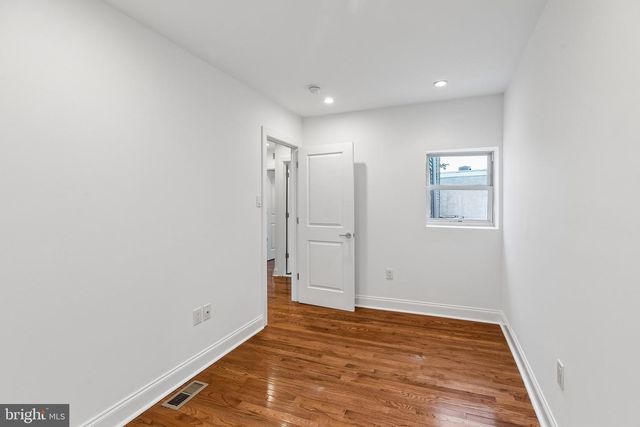 1818 S 4TH ST, Philadelphia, PA 19148