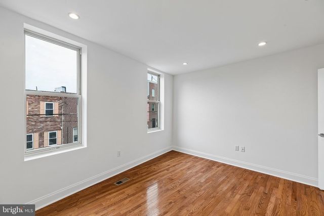1818 S 4TH ST, Philadelphia, PA 19148
