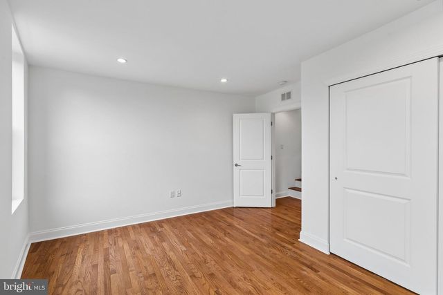 1818 S 4TH ST, Philadelphia, PA 19148