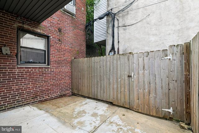 1818 S 4TH ST, Philadelphia, PA 19148