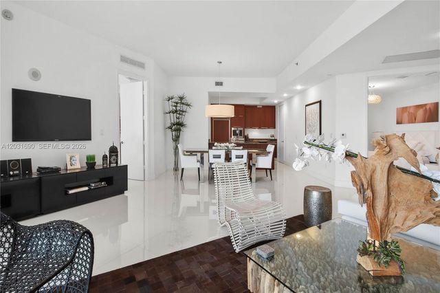 15811 Collins Ave 403, Sunny Isles Beach, FL 33160