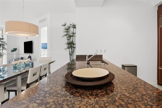 15811 Collins Ave 403, Sunny Isles Beach, FL 33160
