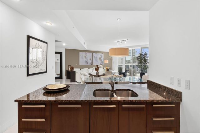 15811 Collins Ave 403, Sunny Isles Beach, FL 33160