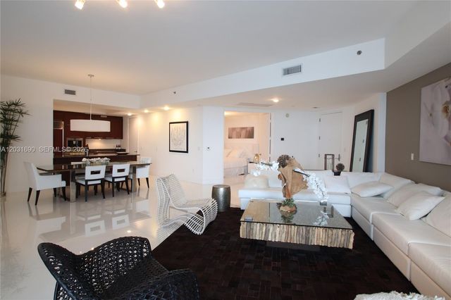 15811 Collins Ave 403, Sunny Isles Beach, FL 33160