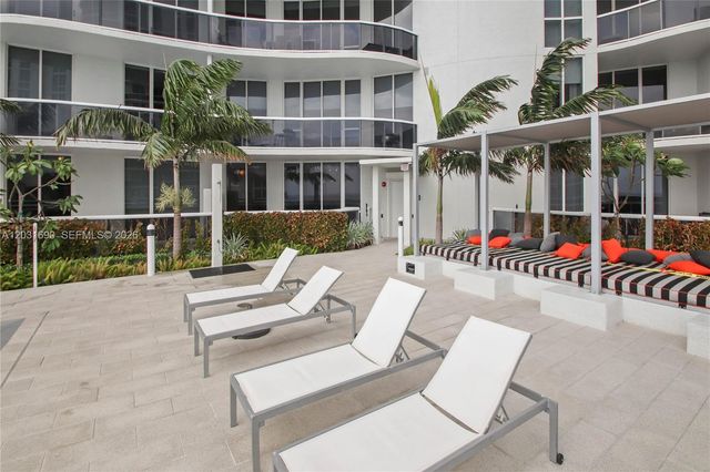 15811 Collins Ave 403, Sunny Isles Beach, FL 33160