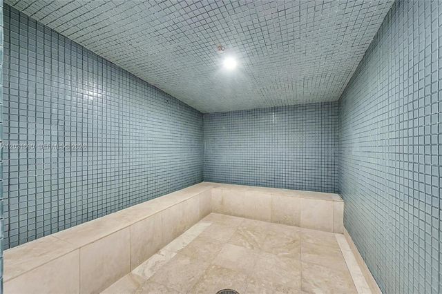 15811 Collins Ave 403, Sunny Isles Beach, FL 33160