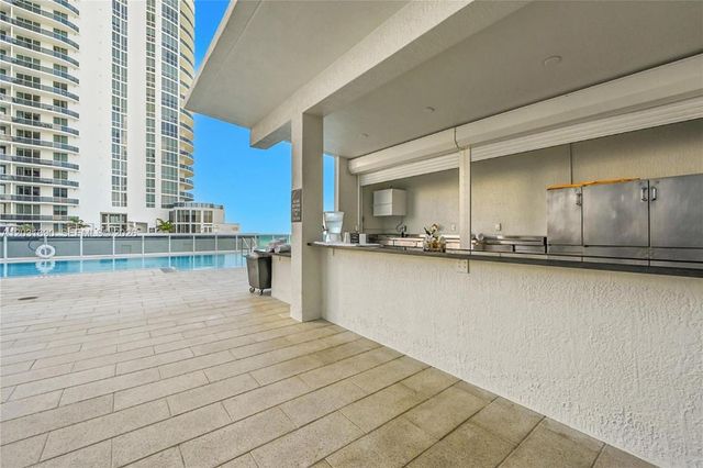 15811 Collins Ave 403, Sunny Isles Beach, FL 33160