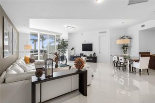 15811 Collins Ave 403, Sunny Isles Beach, FL 33160