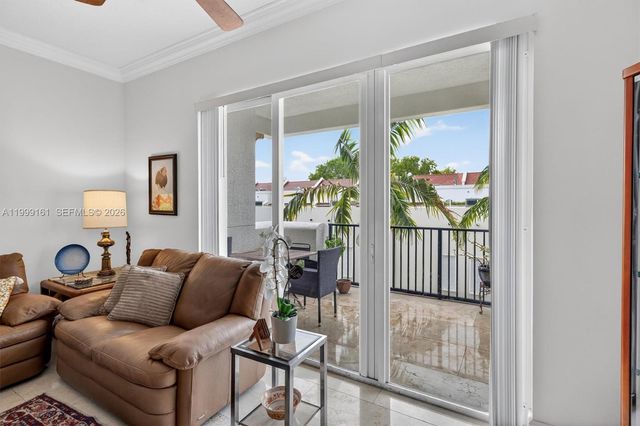 650 Valencia Avenue 302, Coral Gables, FL 33134