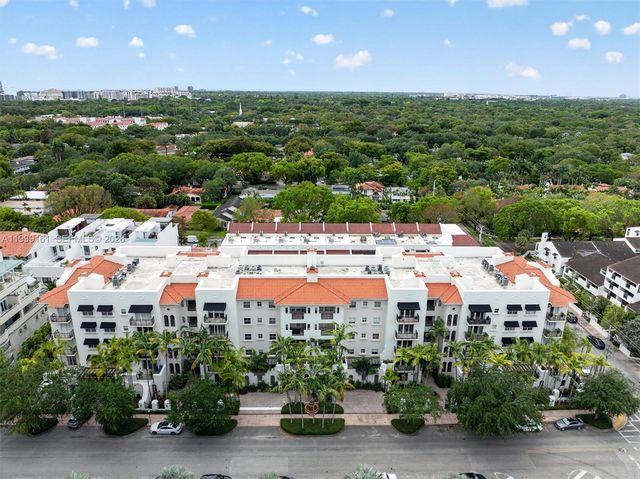 650 Valencia Avenue 302, Coral Gables, FL 33134