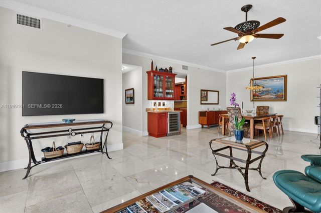 650 Valencia Avenue 302, Coral Gables, FL 33134
