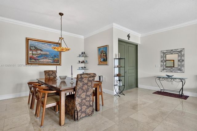 650 Valencia Avenue 302, Coral Gables, FL 33134