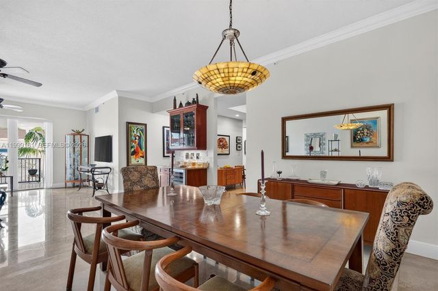 650 Valencia Avenue 302, Coral Gables, FL 33134