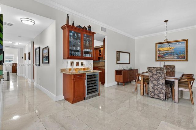 650 Valencia Avenue 302, Coral Gables, FL 33134