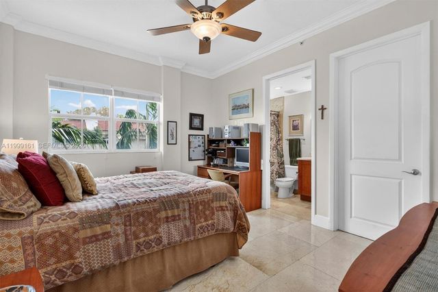 650 Valencia Avenue 302, Coral Gables, FL 33134