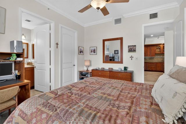 650 Valencia Avenue 302, Coral Gables, FL 33134