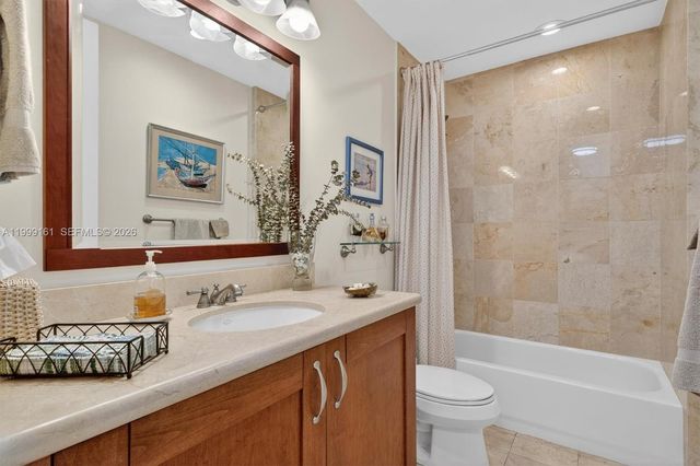 650 Valencia Avenue 302, Coral Gables, FL 33134