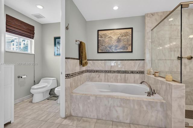 650 Valencia Avenue 302, Coral Gables, FL 33134