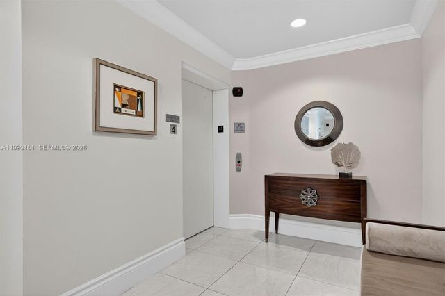 650 Valencia Avenue 302, Coral Gables, FL 33134