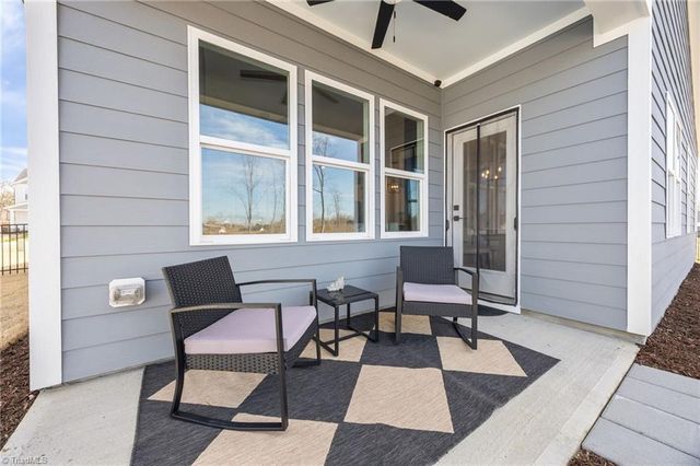 9132 Stoney River Lane, Kernersville, NC 27284