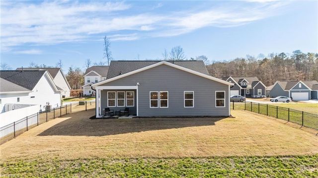 9132 Stoney River Lane, Kernersville, NC 27284