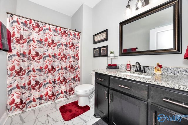 26431 Birkshire Lane, Athens, AL 35613