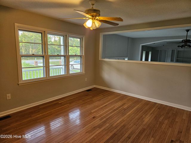 770 Harrison Creek Road, Rocky Point, NC 28457