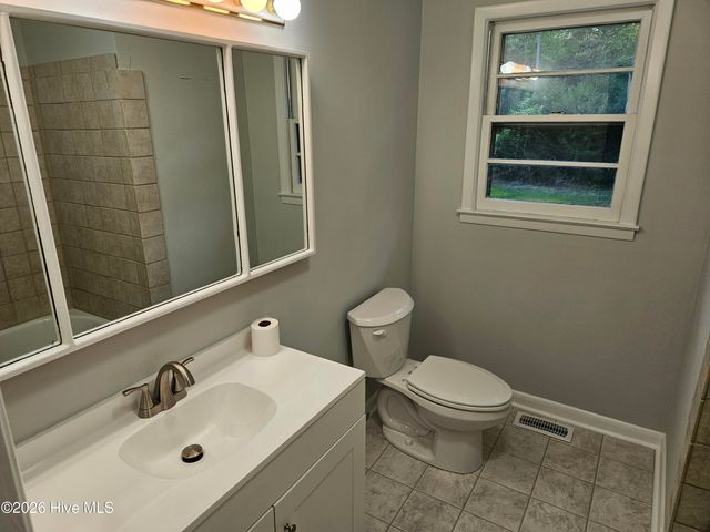 770 Harrison Creek Road, Rocky Point, NC 28457