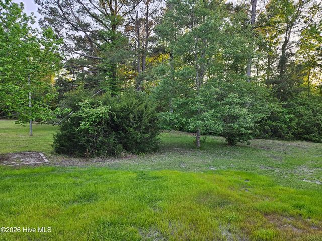 770 Harrison Creek Road, Rocky Point, NC 28457